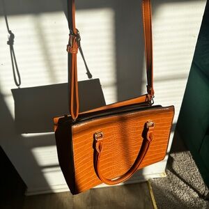 Elegant Crocodile-Embossed Orange Handbag